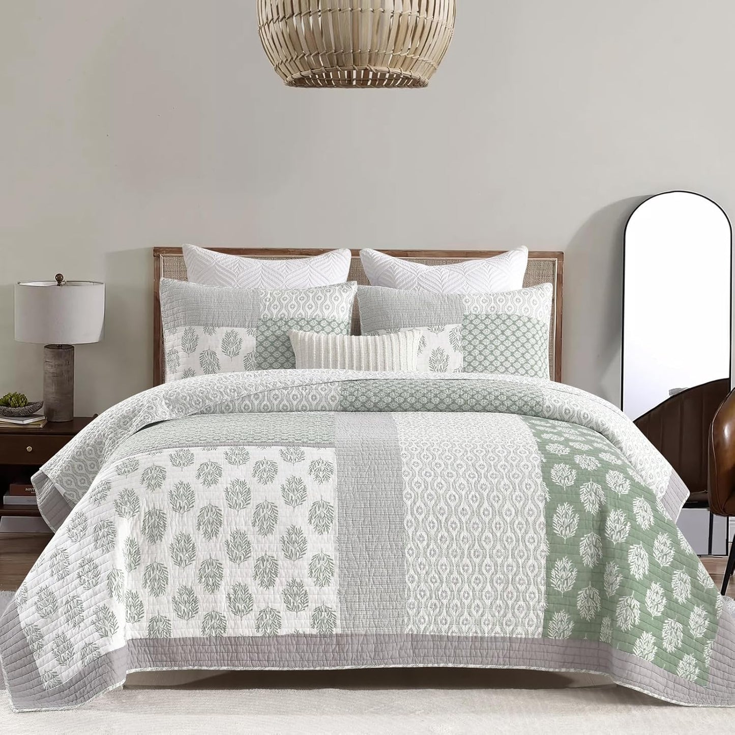 PANGUSHAN Quilt Set Queen Size, 100% Cotton Bedspread Quilt Bedding Set, Patchwork Reversible Floral Quilt for Queen Bed, Greyish-Green Bed Spread, Lightweight Comforter for All Season, 3 Pieces