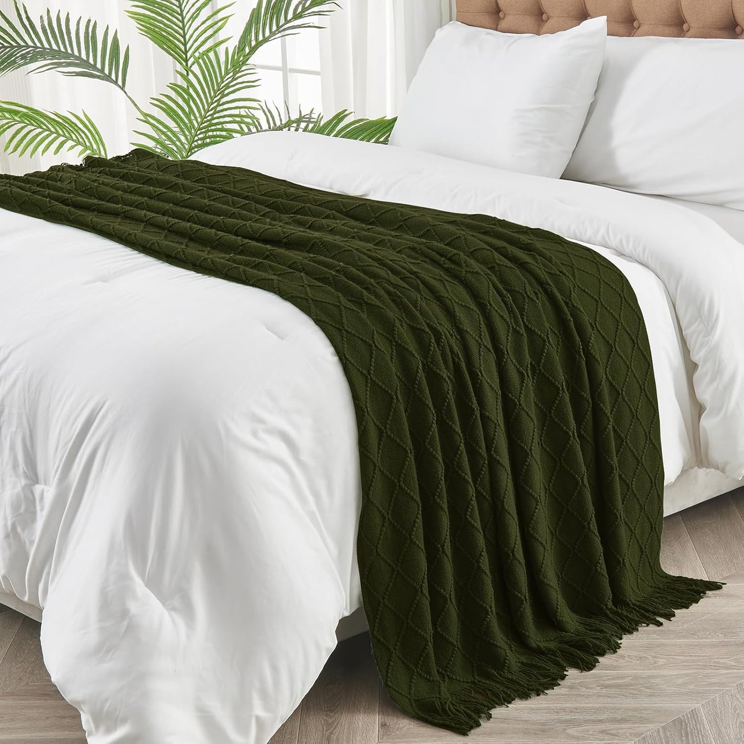 inhand Knitted Throw Blankets for Couch and Bed, Soft Cozy Knit Blanket with Tassel, Dark Green Lightweight Decorative Blankets and Throws, Farmhouse Warm Woven Blanket for Men and Women, 60"x80"