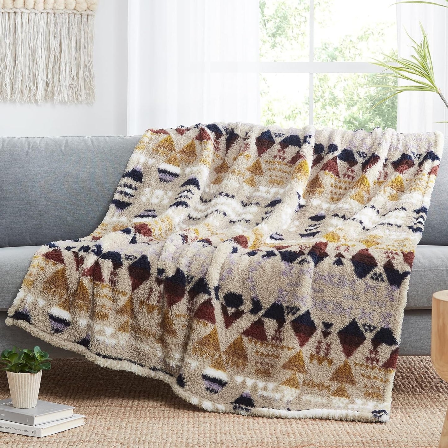 CASAAGUSTO Boho Sherpa Throw Blanket, Aztec Throw Blanket, Ultra Soft, Warm, Cozy, Plush, Thick Fleece Bohemian Blanket for Couch, Bed, Sofa (Khaki 50 * 60 Inch)