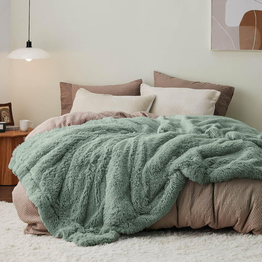 Bedsure GentleSoft Fluffy Sage Green King Size Blanket for Bed, Thick Soft Sherpa Faux Fur Fleece Bedding Fuzzy Plush Winter Warm Heavy Big Large King Blanket, Cozy Green Gifts for Men Women, 108x90
