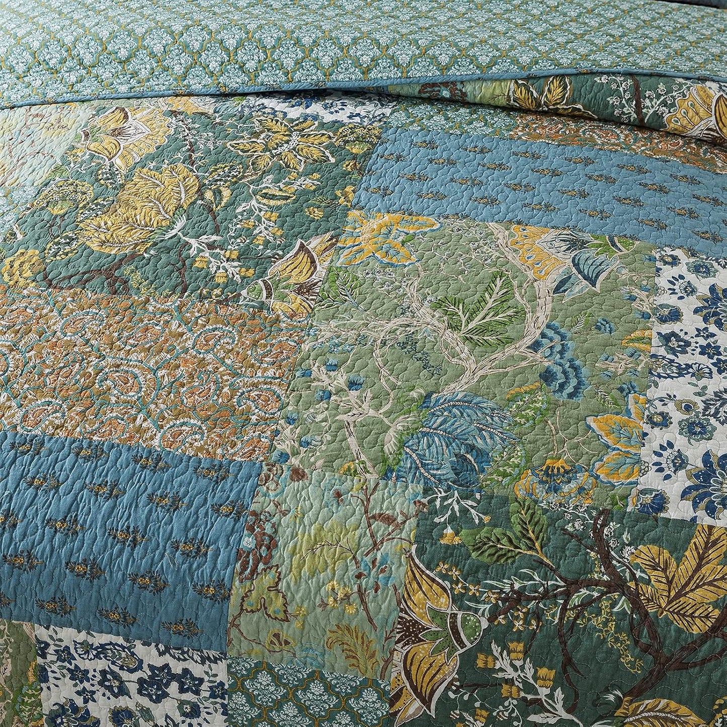 NEWLAKE Cotton Patchwork Bedspread, 3-Piece Bedding Quilt Set with Real Stitched Embroidery, Reversible Matelasse Bed Coverlet Set,Green Farmhouse Garden,King Size